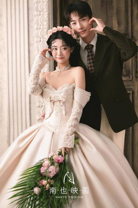 旅拍权威榜单发布一对一简约中式电影质感风